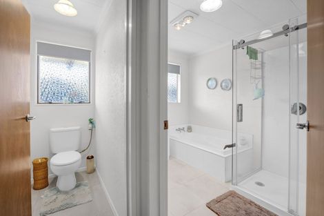 Photo of property in 5 Flint Road West, Stratford, 4332