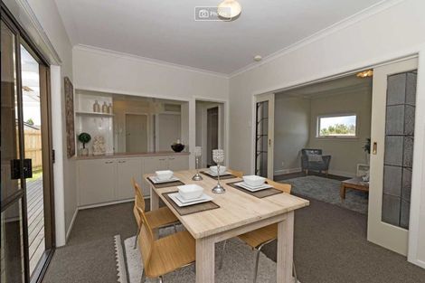 Photo of property in 1/23 Luckens Road, West Harbour, Auckland, 0618
