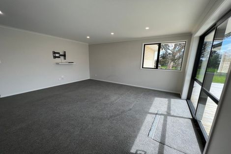 Photo of property in 16 Oldfield Lane, Marton, 4710