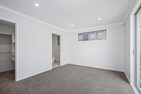 Photo of property in 2 Valley Heights Lane, Pukekohe, 2120