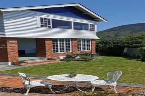 Photo of property in 118 Wellington Street, Picton, 7220