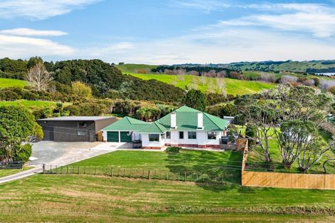 Photo of property in 161 Ranganui Road, Kaiwaka, 0573
