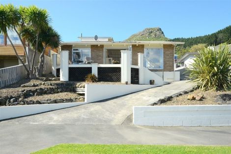 Photo of property in 5 Harbour View Terrace, Cass Bay, Lyttelton, 8082