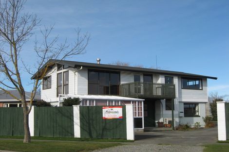 Photo of property in 11 Russell Street, Winton, 9720