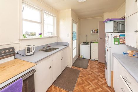 Photo of property in 27 Murch Place, Tawhero, Whanganui, 4500