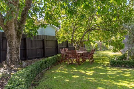 Photo of property in 14 Wood Street, Greytown, 5712
