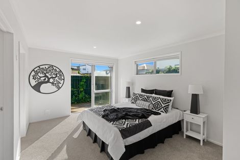 Photo of property in 48 Adams Road South, Pukekohe, 2120
