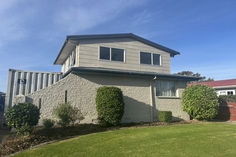 Photo of property in 11 Cunningham Street, Grasmere, Invercargill, 9810