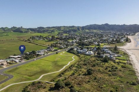 Photo of property in 118 Seaforth Road, Waihi Beach, 3611