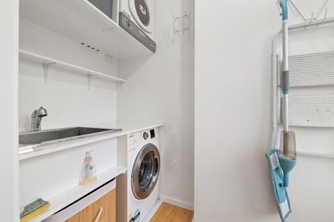 Photo of property in 17 Warren Crescent, Hillmorton, Christchurch, 8025