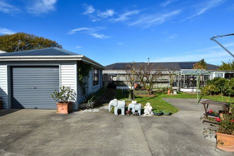 Photo of property in 240 High Street North, Carterton, 5713