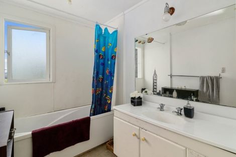 Photo of property in 66 Thomas Crescent, Western Heights, Rotorua, 3015