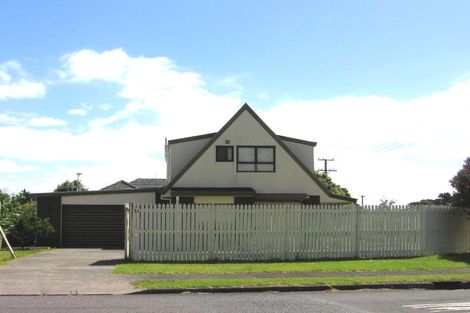 Photo of property in 1 Staveley Avenue, Mount Roskill, Auckland, 1041