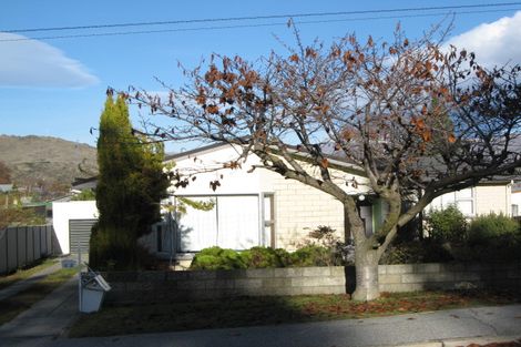 Photo of property in 42 Ortive Street, Cromwell, 9310