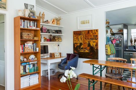 Photo of property in 20b Wood Street, Greytown, 5712