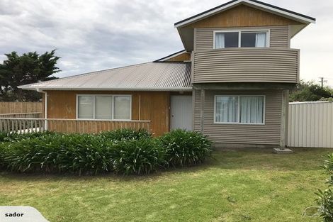 Photo of property in 16b Karaka Street, Otaki Beach, Otaki, 5512