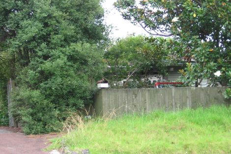 Photo of property in 104 Bolton Street, Blockhouse Bay, Auckland, 0600