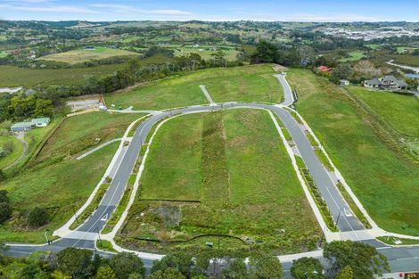 Photo of property in 15 Awanui Road, Red Beach, 0932