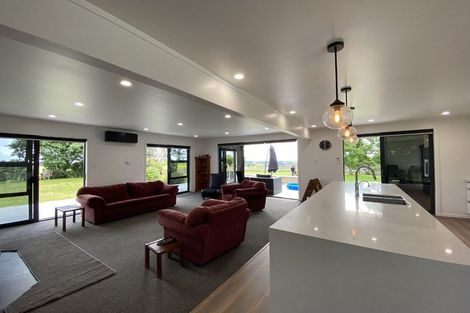 Photo of property in 782 Mangorei Road, Mangorei, New Plymouth, 4371