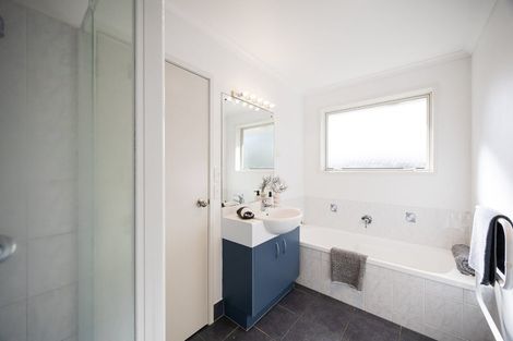 Photo of property in 25 Blue Heron Rise, Stanmore Bay, Whangaparaoa, 0932