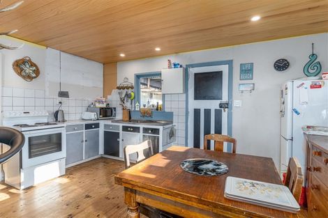 Photo of property in 1107 Mataikona Road, Mataikona, Masterton, 5889