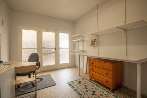 Photo of property in 12b Beauchamp Street, Tawa, Wellington, 5028