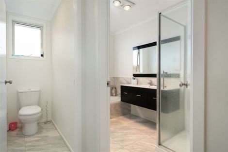 Photo of property in 17 Pimelea Street, Papamoa Beach, Papamoa, 3118