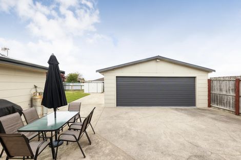 Photo of property in 64 Herbert Avenue, Cloverlea, Palmerston North, 4412