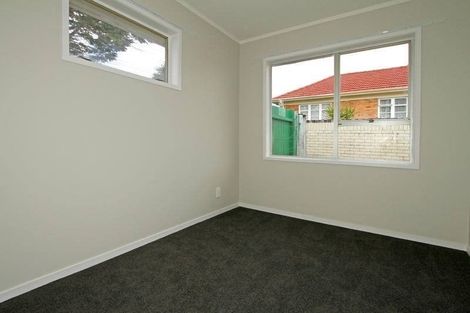 Photo of property in 1/4046 Great North Road, Glen Eden, Auckland, 0602