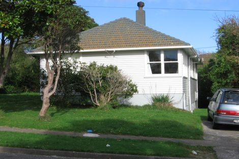 Photo of property in 9 Cumberland Grove, Cannons Creek, Porirua, 5024