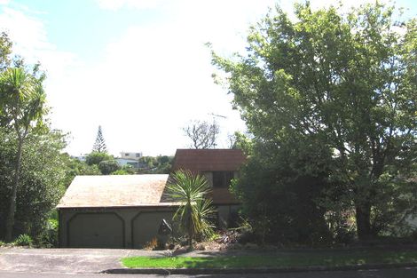 Photo of property in 19 Tiri View Place, Waiake, Auckland, 0630