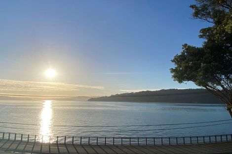 Photo of property in 1/136 Evans Bay Parade, Roseneath, Wellington, 6021