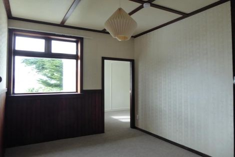 Photo of property in 9 Hungerford Road, Lyall Bay, Wellington, 6022