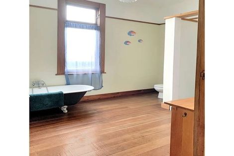 Photo of property in 1 Winslow Place, Levin, 5510