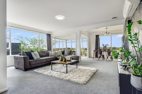 Photo of property in 9 Beaumaris Place, Dinsdale, Hamilton, 3204