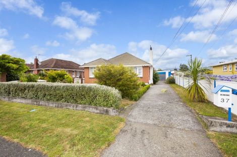 Photo of property in 37 Kashmir Avenue, Clouston Park, Upper Hutt, 5018