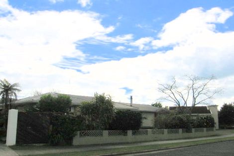 Photo of property in 16 Stratford Place, Otumoetai, Tauranga, 3110