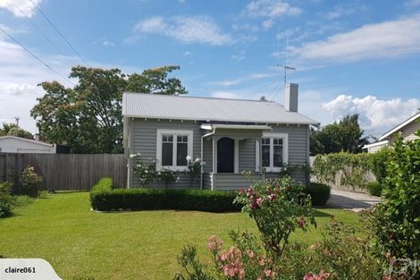 Photo of property in 25 Oxford Street, Fairfield, Hamilton, 3214