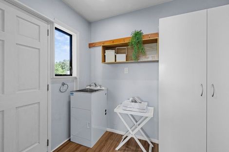 Photo of property in 76 Frensham Crescent, Woolston, Christchurch, 8062