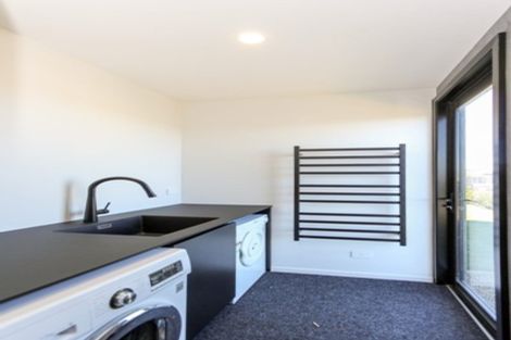 Photo of property in 3 Kotare Drive, Waiwhakaiho, New Plymouth, 4312