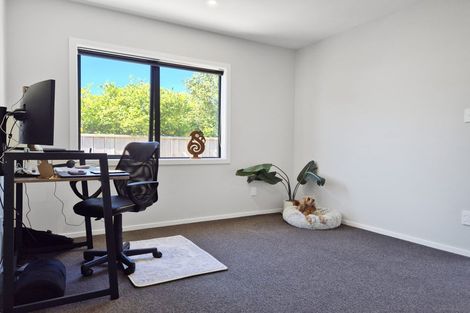 Photo of property in 13-15 Gillespie Street, Taita, Lower Hutt, 5011