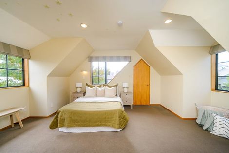 Photo of property in 7a Palm Avenue, Hokowhitu, Palmerston North, 4410