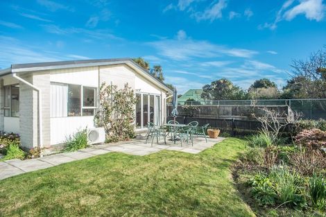 Photo of property in 244a Te Moana Road, Waikanae, 5036