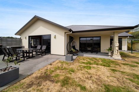 Photo of property in 36 Fernbrook Drive, Hurworth, New Plymouth, 4310