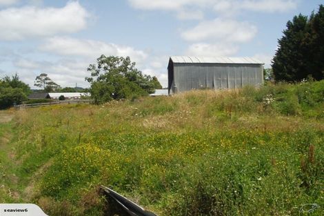 Photo of property in 11 Gribbon Road, Mahoenui, 3978