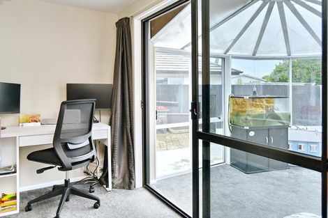 Photo of property in 19c Royal Park Drive, Parklands, Christchurch, 8083