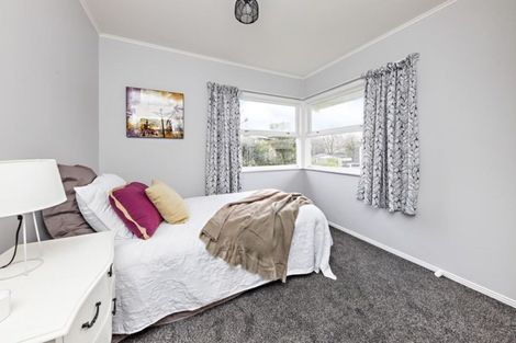 Photo of property in 6 Lawrence Crescent, Hillpark, Auckland, 2102