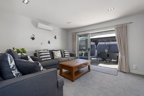 Photo of property in 32 Tomika Crescent, Papamoa Beach, Papamoa, 3118