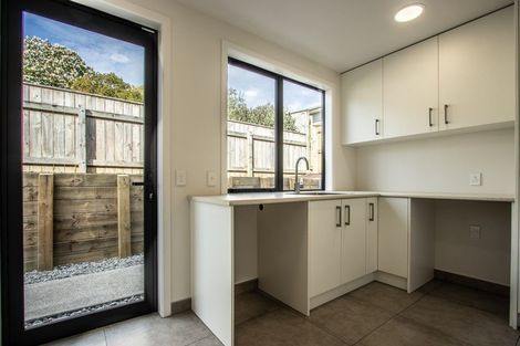 Photo of property in 75 Seddon Street, Waikanae, 5036