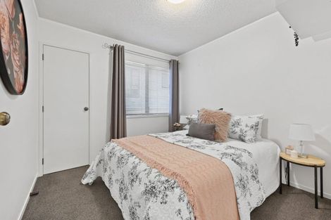 Photo of property in 31 Cromdale Avenue, Highland Park, Auckland, 2010